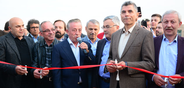 Ali Ağaoğlu’ndan Yeğenine Tam Destek