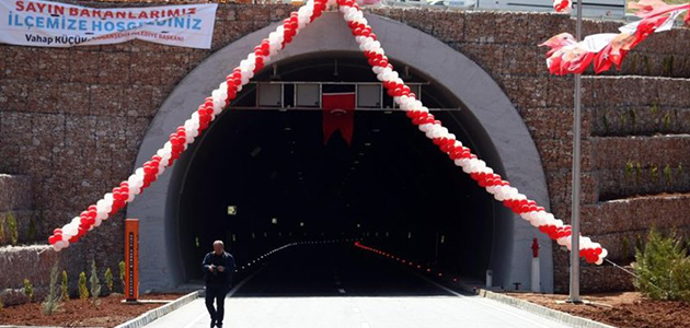 Doğu Anadolu'yu Akdeniz'e bağlayan Erkenek Tüneli Hizmete Sunuldu