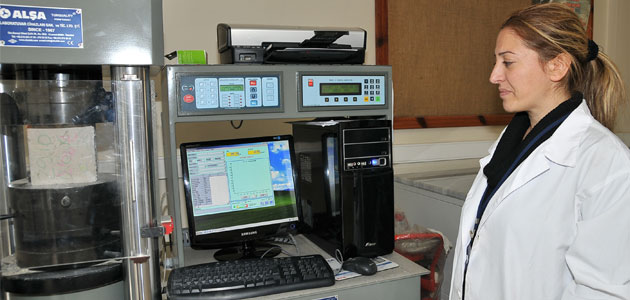 Kadıköy Belediyesi Beton Zemin Laboratuvarı’nda 2 bin 311 binanın beton kalitesi test edildi