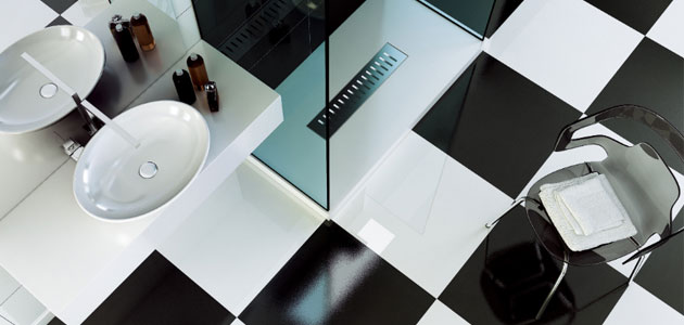 Ne İstediğini Bilenlere; Bien’den Siyah-Beyaz Özel Banyolar