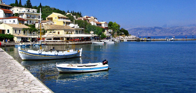 Tatilcilerin gözdesi Çeşme’de yazlık fiyatları el yakıyor