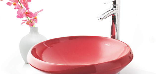 Creavit Minimal Lavabo, minimalist ama iddialı çizgilerin özgürce dışa vurumuna tanık etmeleri için kullanıcılarıyla buluşuyor. 