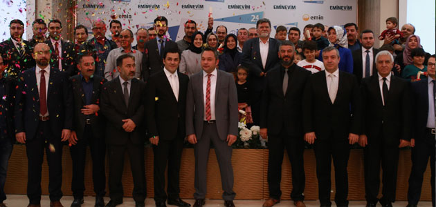 Eminevim Balikesir’de Tapuları Teslim Etti!  