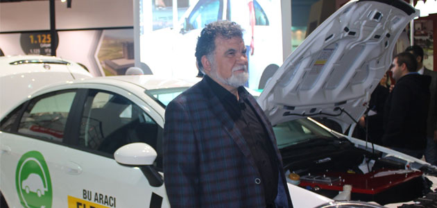 Emin Grup, İnşaat Projeleri Ve Dönüştürdüğü Elektrikli Otomobil İle Cnr Emlak 2015 Fuarında