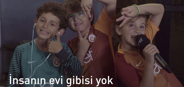 Nef, minik aslanların futbol coşkusuna ortak oldu