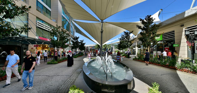 Viaport Asia’dan  babaları geçmişe götürecek konser